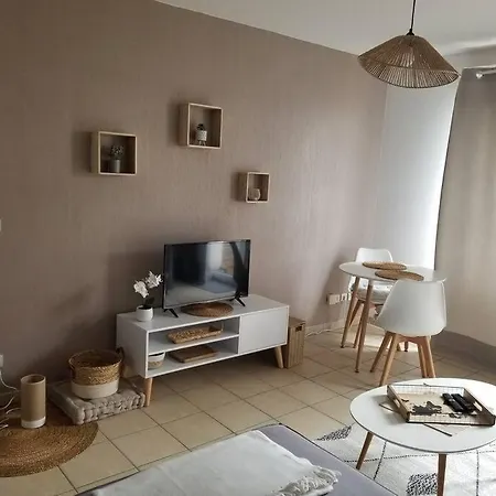 Cosy Evasion * Blaye