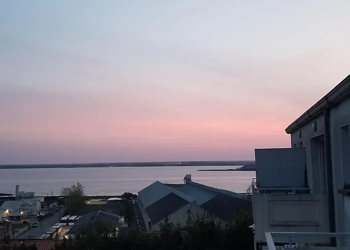 Cosy Evasion * Blaye